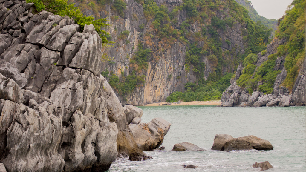 RockClimbing Ha Long Bay, Vietnam, Fins to Spurs, Adventure Work